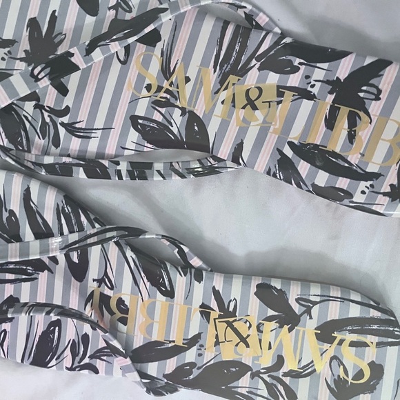 Sam and Libby Summer Fip Flops size 11 - Picture 7 of 7